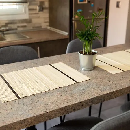 μοντέρνο στο κέντρο της θεσσαλονίκης * Soluň