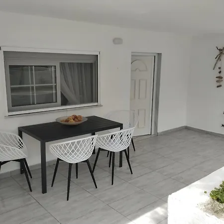 Holiday home θαλασσινή αυρα *