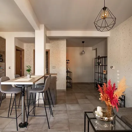 μοντέρνο στο κέντρο της θεσσαλονίκης Thessaloniki